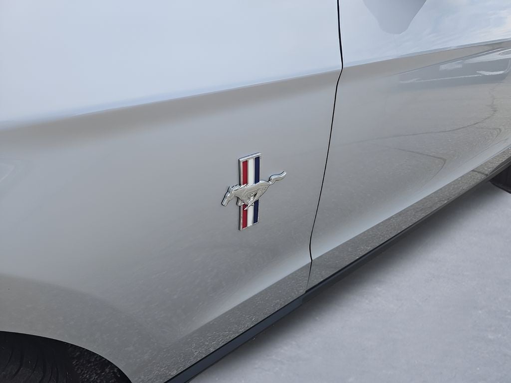 2012 Ford Mustang V6 Premium