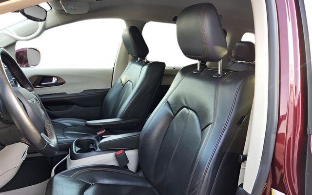 2017 Chrysler Pacifica Touring L Plus