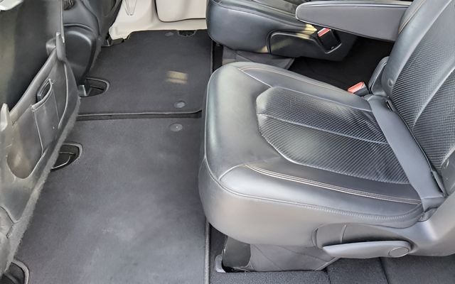 2017 Chrysler Pacifica Touring L Plus