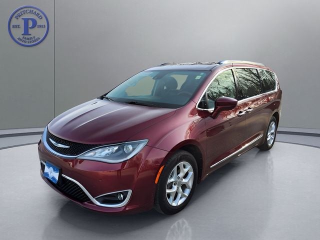 2017 Chrysler Pacifica Touring L Plus