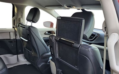 2017 Chrysler Pacifica Touring L Plus