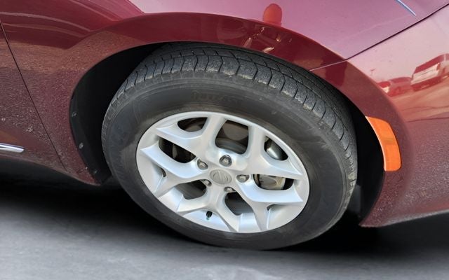 2017 Chrysler Pacifica Touring L Plus