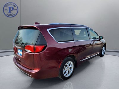 2017 Chrysler Pacifica Touring L Plus