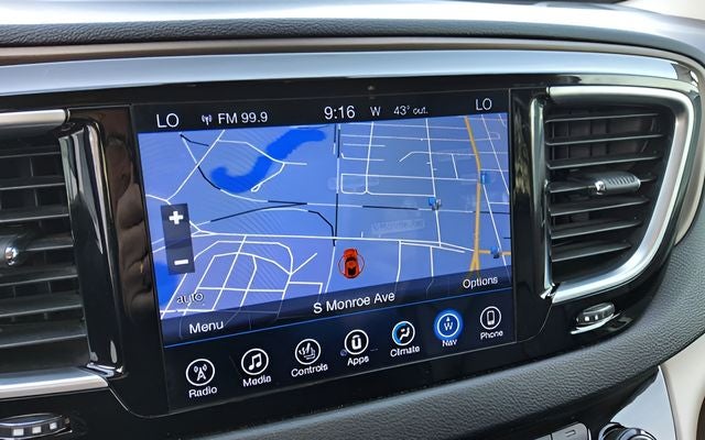 2017 Chrysler Pacifica Touring L Plus