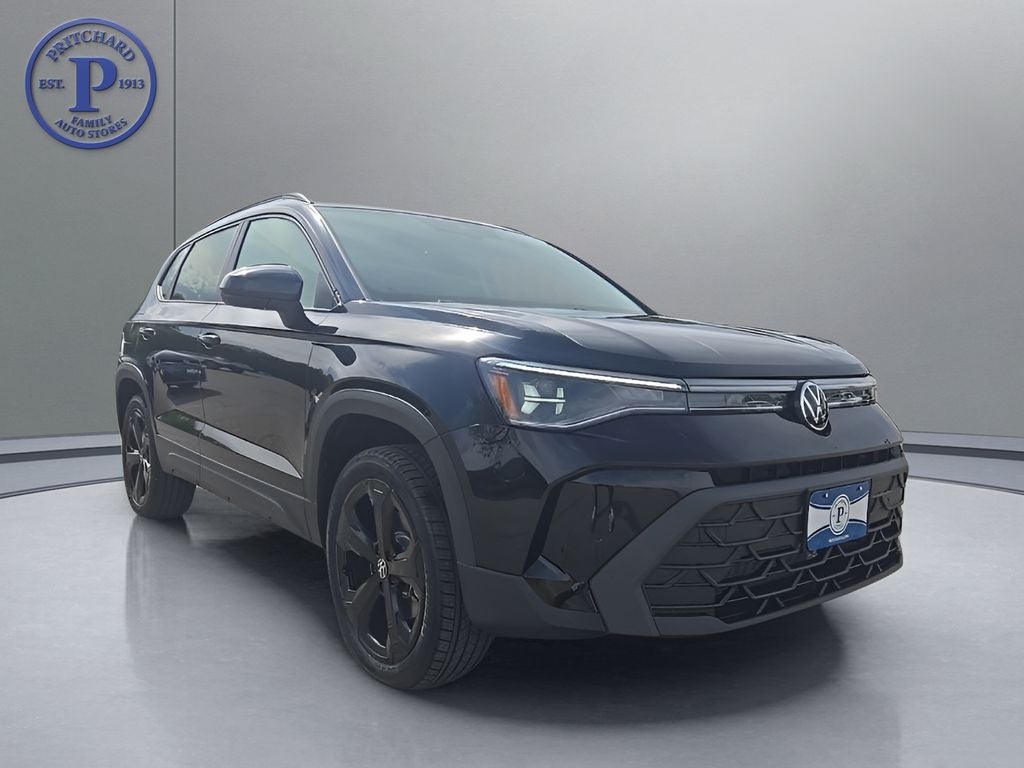 2026 Volkswagen Taos 1.5T SE Black