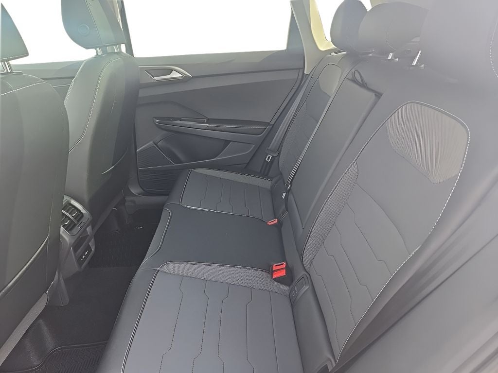 2026 Volkswagen Taos 1.5T SE Black