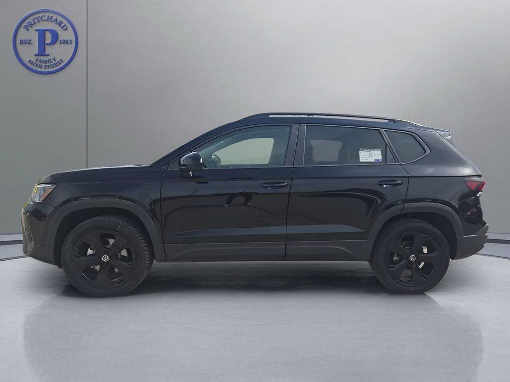 2026 Volkswagen Taos 1.5T SE Black