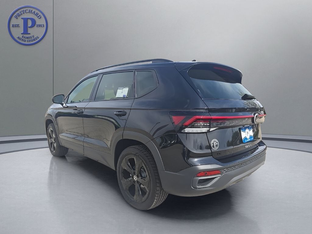 2026 Volkswagen Taos 1.5T SE Black