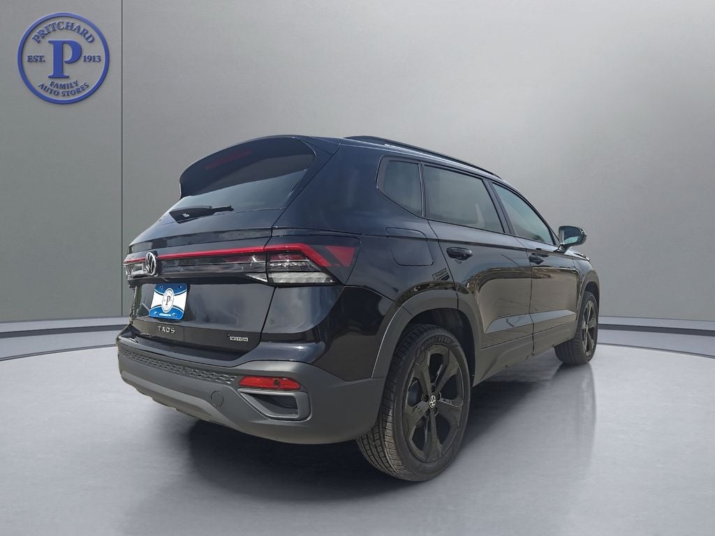 2026 Volkswagen Taos 1.5T SE Black