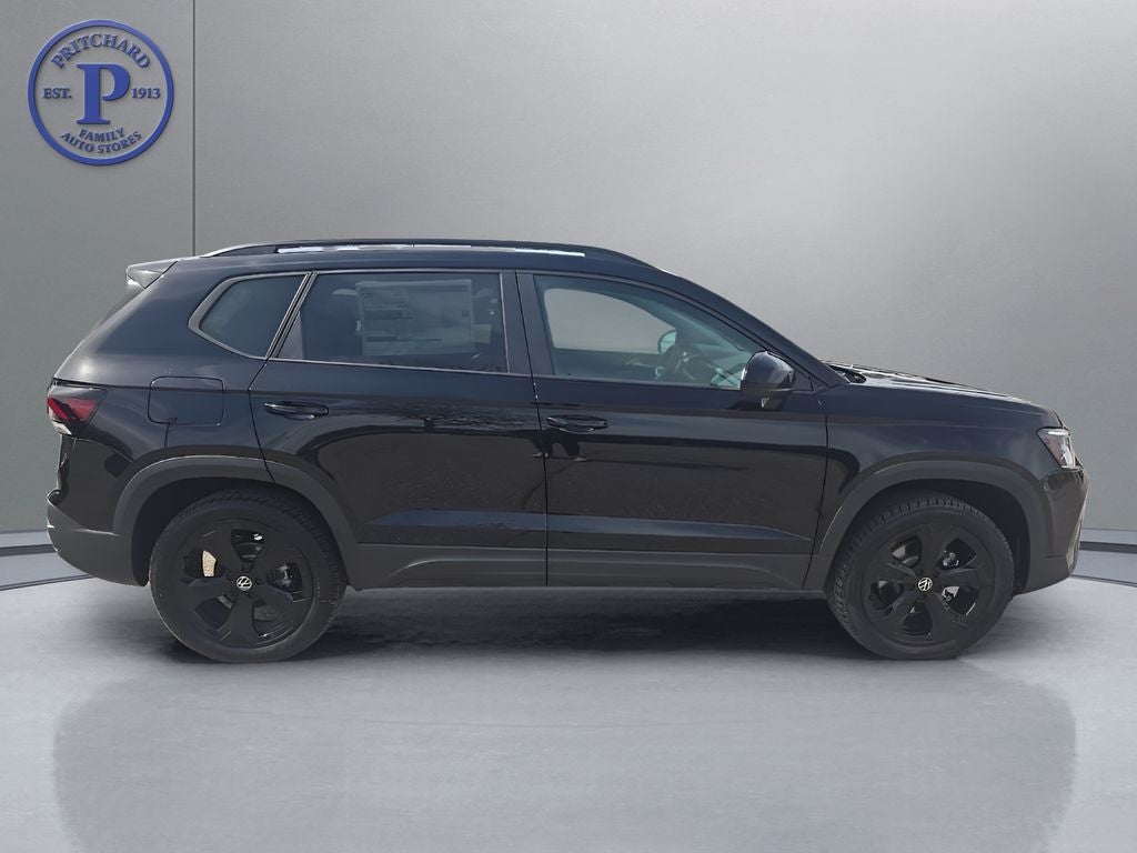 2026 Volkswagen Taos 1.5T SE Black