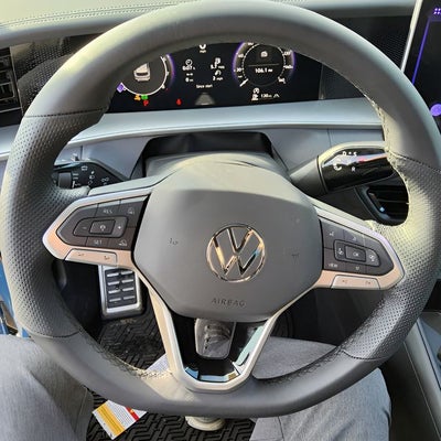 2025 Volkswagen Tiguan 2.0T SE R-Line Black