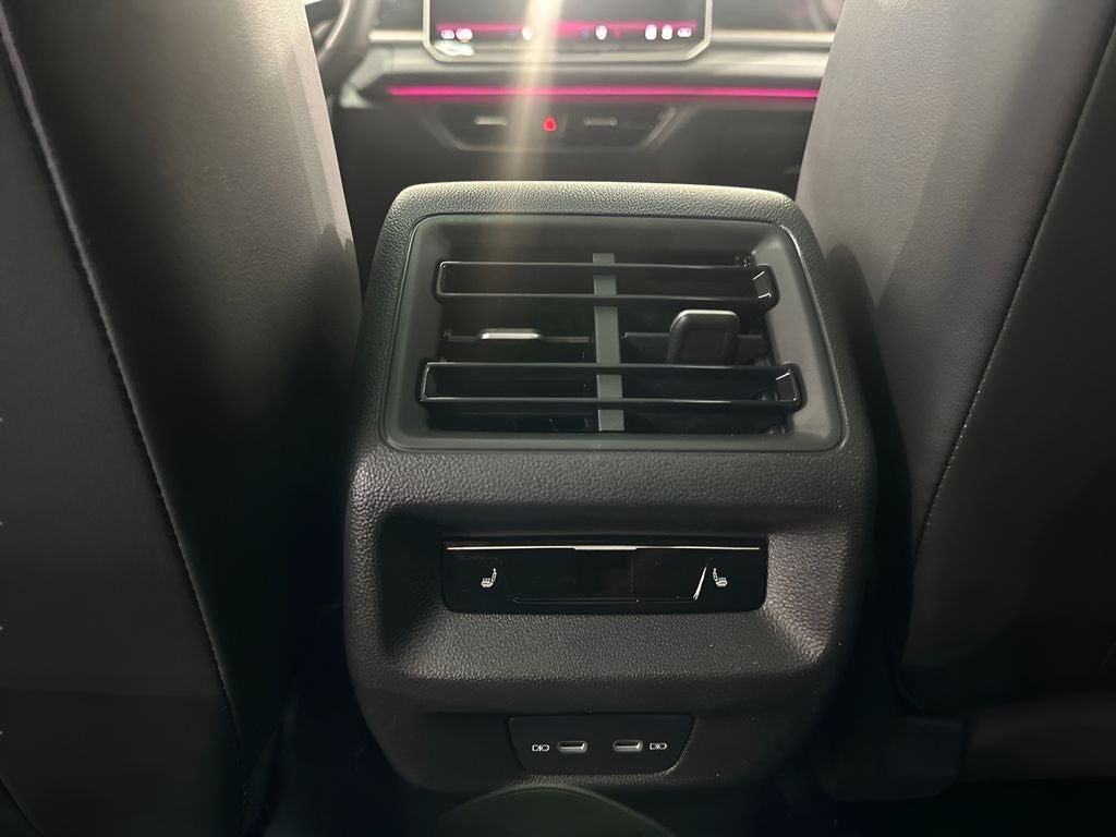 2026 Volkswagen Tiguan 2.0T SEL R-Line Turbo