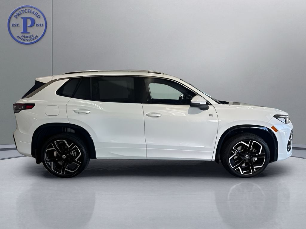 2026 Volkswagen Tiguan 2.0T SEL R-Line Turbo
