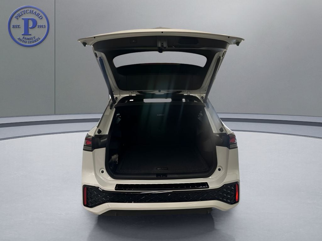 2026 Volkswagen Tiguan 2.0T SEL R-Line Turbo