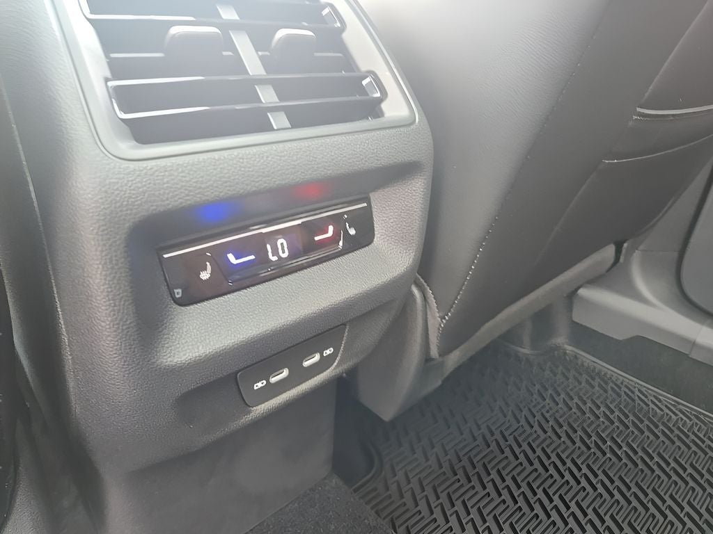 2026 Volkswagen Tiguan 2.0T SEL R-Line Turbo