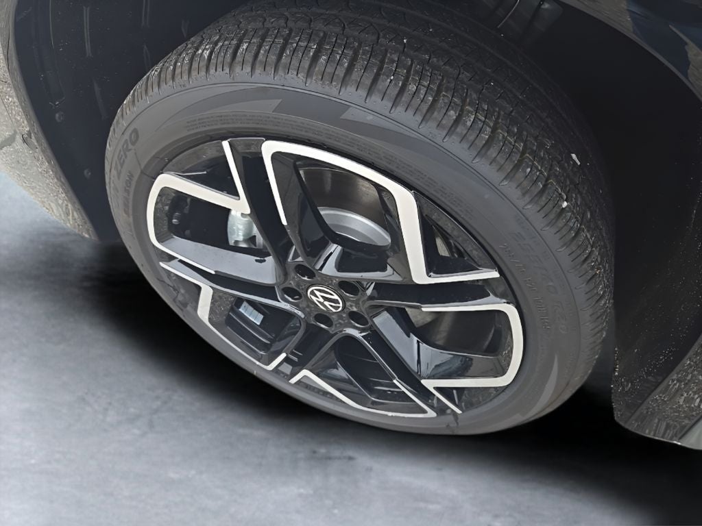 2026 Volkswagen Tiguan 2.0T SEL R-Line Turbo
