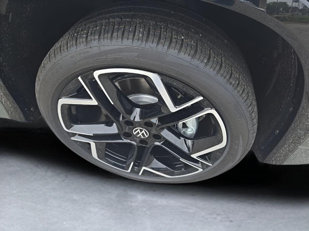 2026 Volkswagen Tiguan 2.0T SEL R-Line Turbo
