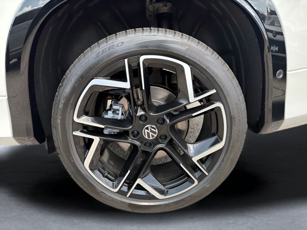 2026 Volkswagen Tiguan 2.0T SEL R-Line Turbo
