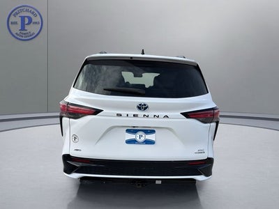 2021 Toyota Sienna XSE 7 Passenger