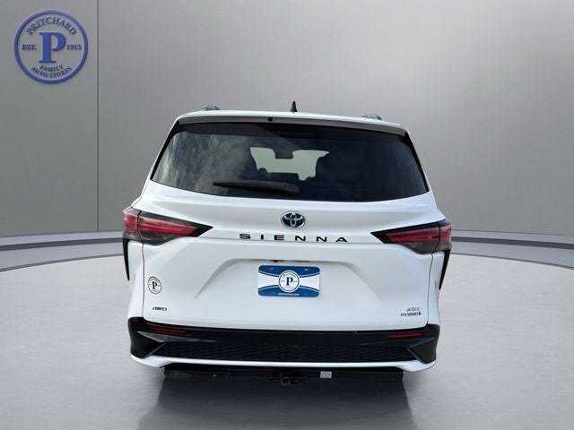 2021 Toyota Sienna XSE 7 Passenger