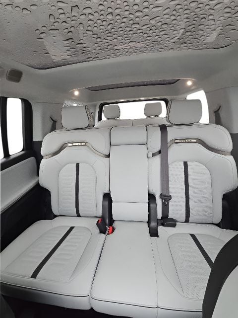 2023 Rivian R1S Adventure