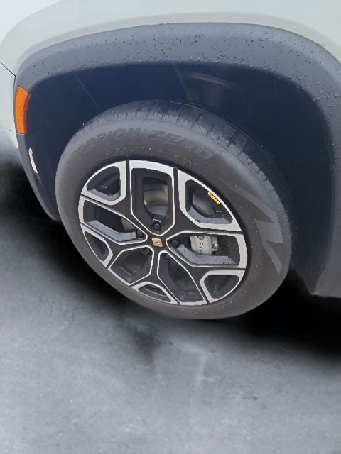 2023 Rivian R1S Adventure