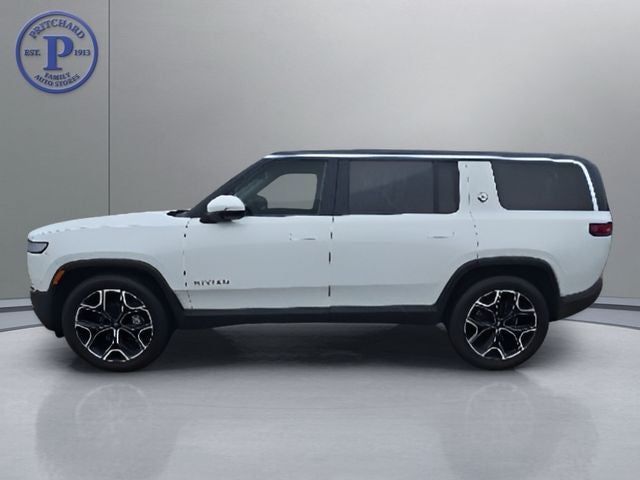 2023 Rivian R1S Adventure