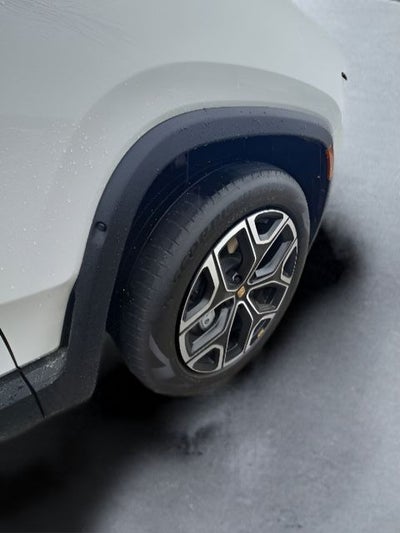 2023 Rivian R1S Adventure