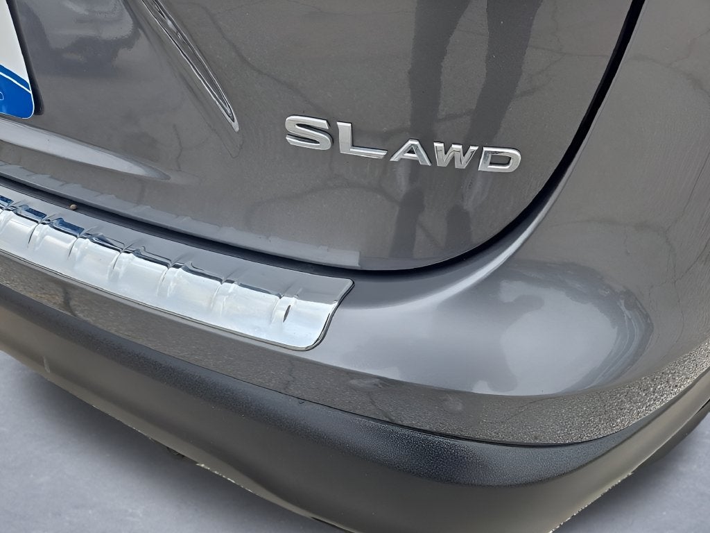 2022 Nissan Rogue Sport SL