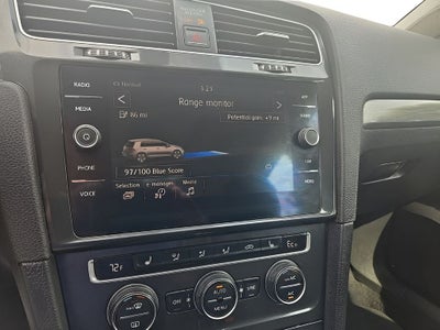 2018 Volkswagen e-Golf SEL
