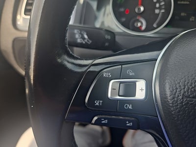 2018 Volkswagen e-Golf SEL