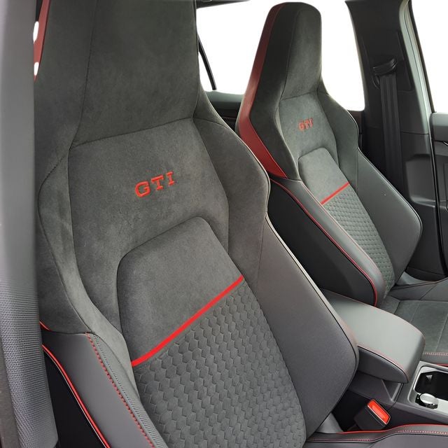 2025 Volkswagen Golf GTI 2.0T SE