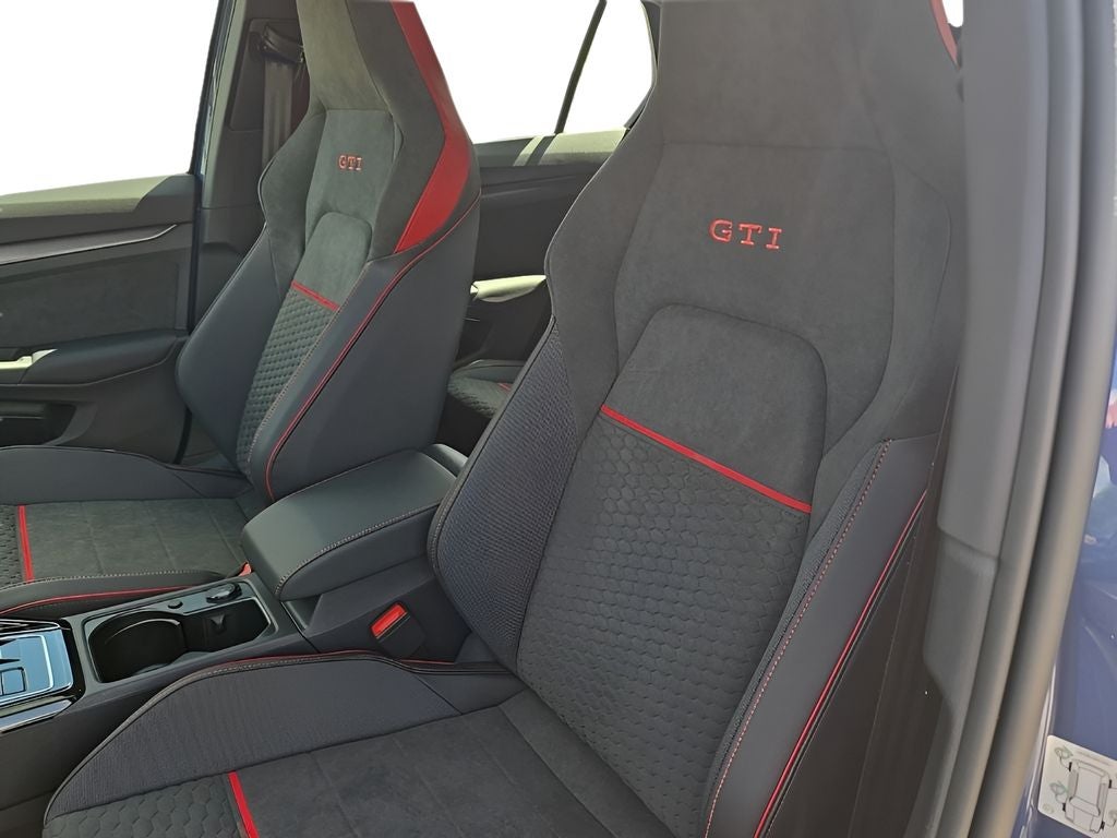 2026 Volkswagen Golf GTI 2.0T SE